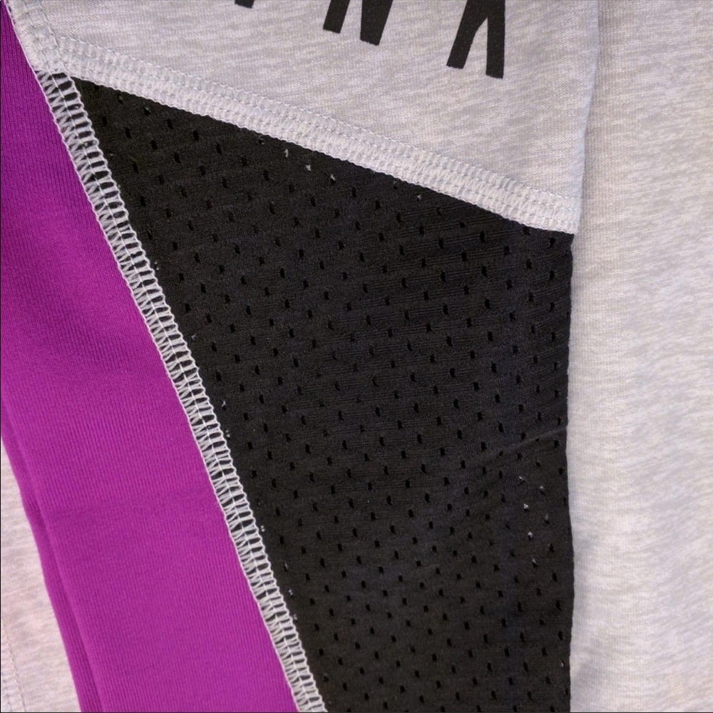 Pink Victoria’s Secret leggings - Picture 6 of 6